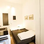 Raffaello Studio Flat